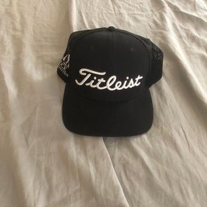 Titleist golf hat